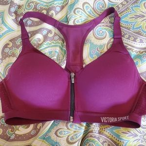 Victoria's Secret Incredible Sports Bra
